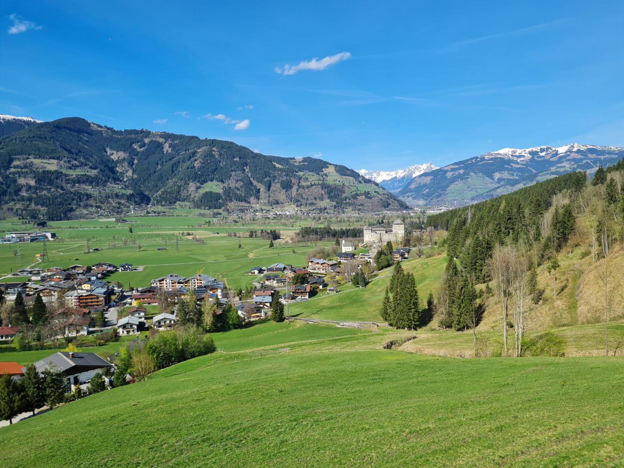 Panorama Hotel Guggenbichl: Alpine Views & Spa Access Kaprun Exterior photo